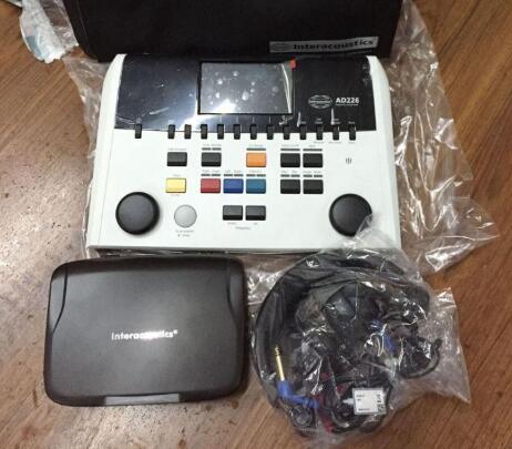 丹麥AD229b診斷型聽力計(jì)